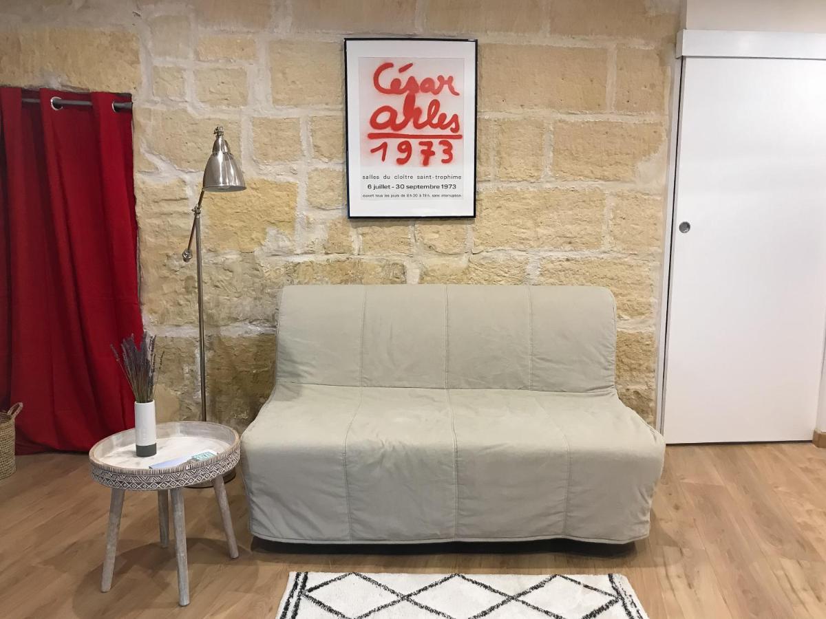 فيلا La Maison Bleue آرْلْ المظهر الخارجي الصورة