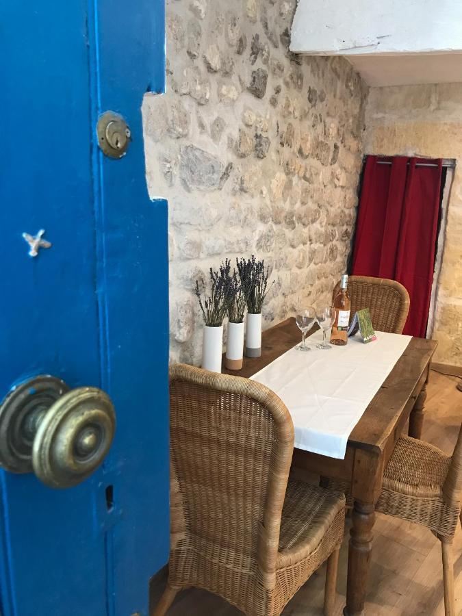 فيلا La Maison Bleue آرْلْ المظهر الخارجي الصورة